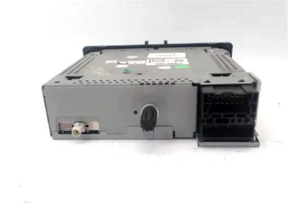 Recambio de radio / cd para renault megane iii sport tourer 1.5 dynamique referencia OEM IAM 281153266R 281153992R 