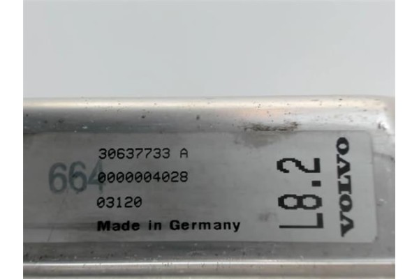 Recambio de centralita para volvo s60 berlina 2.4 d5 referencia OEM IAM 30637733A  