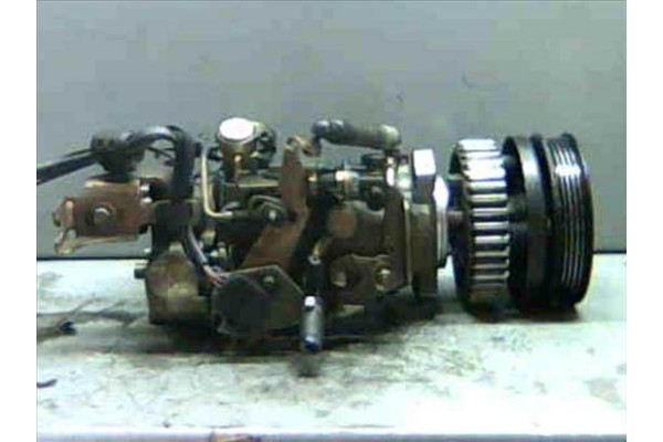 Recambio de bomba inyectora para ford mondeo ii (bap) 1.8 td referencia OEM IAM 1127441 8448B253A 
