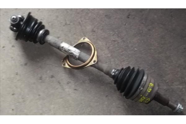 Recambio de palier delantero izquierdo para nissan interstar furgón (x70) dci 120 referencia OEM IAM 8200026795  