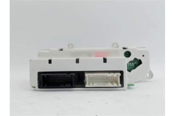 Recambio de mandos climatizador para ford mondeo iii sedán (b4y) 2.0 16v referencia OEM IAM 1S7H18C612AC  