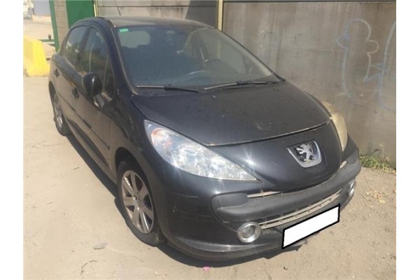 peugeot 207 (2006) del año 