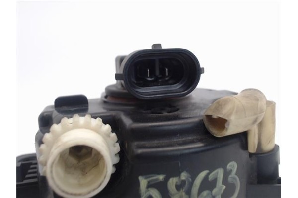 Recambio de faro antiniebla derecho para citroen c4 berlina 1.4 16v referencia OEM IAM 9650001680 89204712 