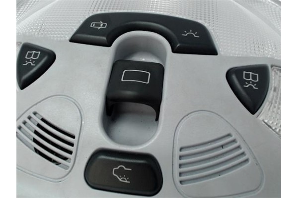 Recambio de luz interior techo para mercedes-benz clase c (bm 203) sportcoupe 2.0 c 180 (203.735) referencia OEM IAM A2038202301