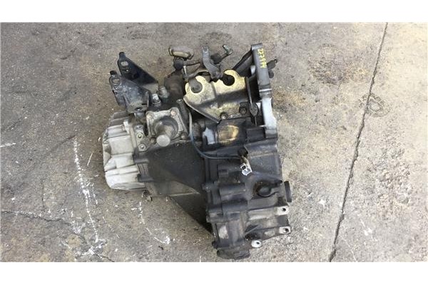 Recambio de caja cambios manual para toyota celica (t23) 1.8 referencia OEM IAM 303002B881  