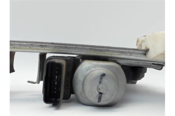 Recambio de mecanismo elevalunas trasero izquierdo para renault megane ii berlina 5p referencia OEM IAM   