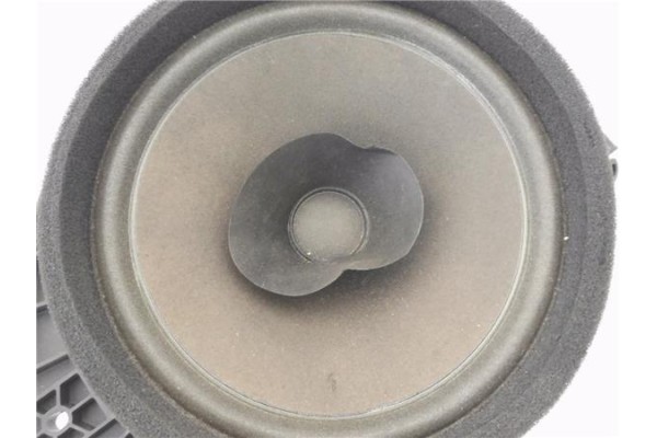 Recambio de altavoces para opel astra j 1.6 referencia OEM IAM 13257499 1781181 