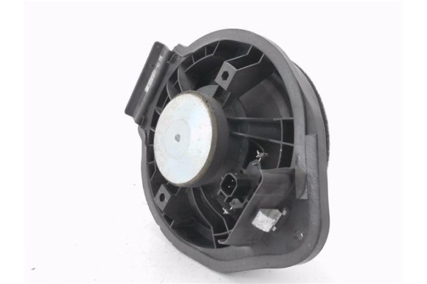 Recambio de altavoces para opel astra j 1.6 referencia OEM IAM 13257499 1781181 