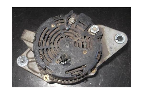 Recambio de alternador para opel corsa b 1.4 i referencia OEM IAM 90389248 0123100001 