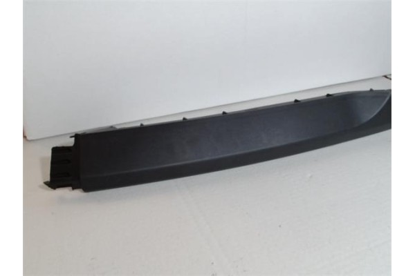 Recambio de spoiler paragolpes delantero para opel astra h berlina (2004) 1.6 elegance [1,6 ltr. - 77 kw 16v] referencia OEM IAM