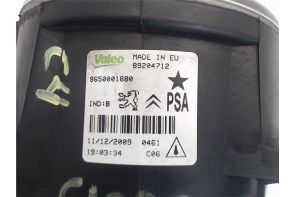 Recambio de faro antiniebla derecho para citroen c4 berlina 1.4 16v referencia OEM IAM 9650001680 89204712 