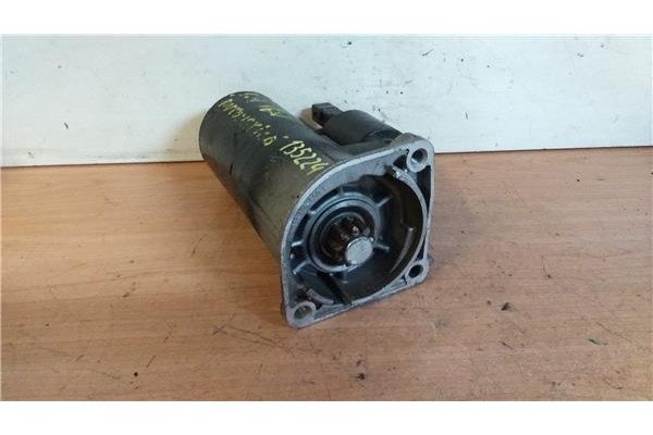 Recambio de motor arranque para volkswagen polo iii berlina (6n2) 1.4 trendline referencia OEM IAM 0986017940 0001121002 