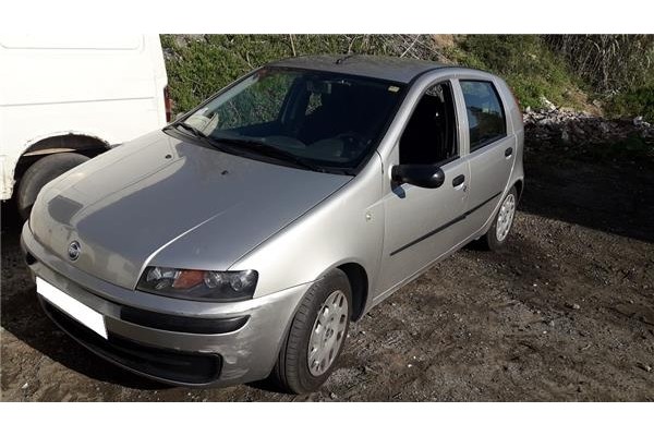 fiat ii punto (188) berlina del año 2002 fiat ii punto (188) berlina del año 2002