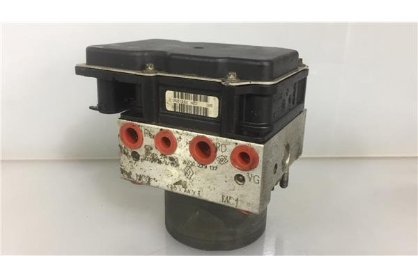 Recambio de nucleo abs para renault clio ii (xbo) 1.5d dci 80cv referencia OEM IAM 8200229137 0265231333 