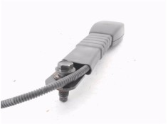 Recambio de anclaje cinturon delantero izquierdo para kia rio (jb) 1.4 16v referencia OEM IAM 888301G000XI  