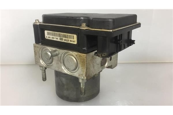 Recambio de nucleo abs para renault clio ii (xbo) 1.5d dci 80cv referencia OEM IAM 8200229137 0265231333 