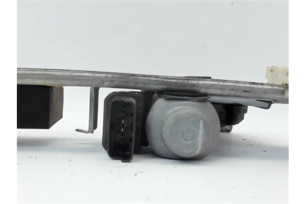 Recambio de mecanismo elevalunas trasero izquierdo para renault megane ii berlina 5p referencia OEM IAM   