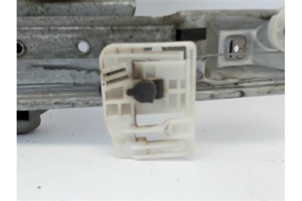 Recambio de mecanismo elevalunas trasero izquierdo para renault megane ii berlina 5p referencia OEM IAM   