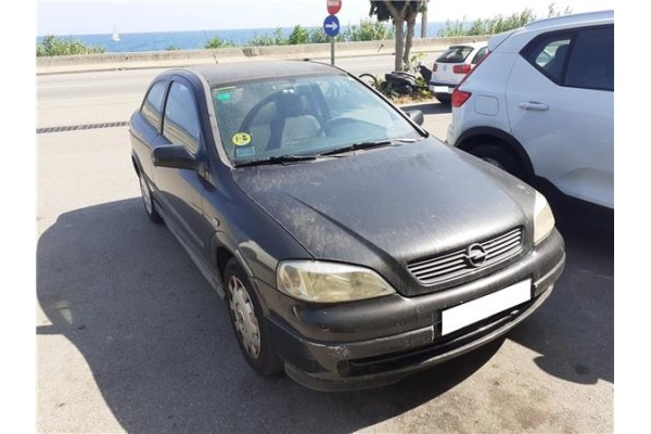opel astra g berlina (1998) del año 