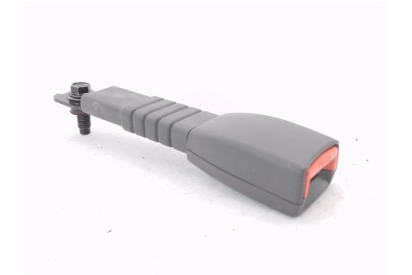 Recambio de anclaje cinturon delantero derecho para kia rio (jb) 1.4 16v referencia OEM IAM 888401G200XI  