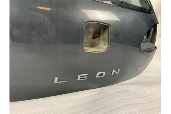 Recambio de porton trasero para seat leon (1p1)(05.2005) referencia OEM IAM   