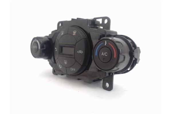 Recambio de mandos climatizador para ford fiesta vi 1.25 referencia OEM IAM 8A6T18C612 8A6918C612 