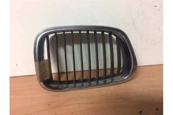 Recambio de rejilla capo para bmw serie 5 touring (e39) 2.2 520i referencia OEM IAM   