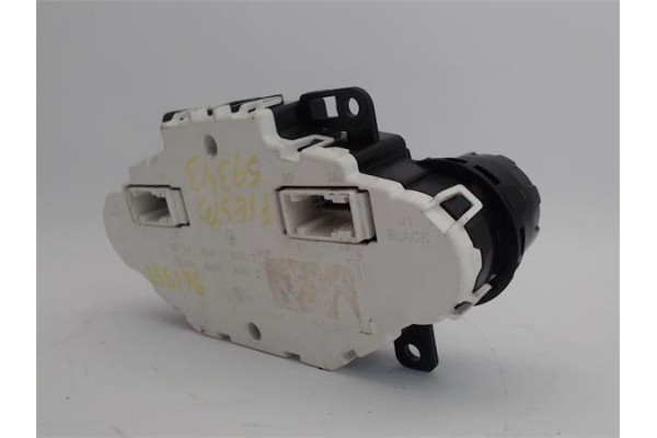 Recambio de mandos climatizador para ford fiesta vi 1.25 referencia OEM IAM 8A6T18C612 8A6918C612 