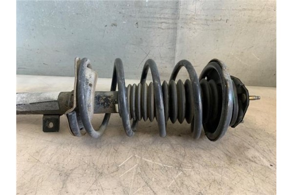 Recambio de amortiguador delantero izquierdo para ford focus (daw, dbw) 1.8 tdci referencia OEM IAM 1202648  