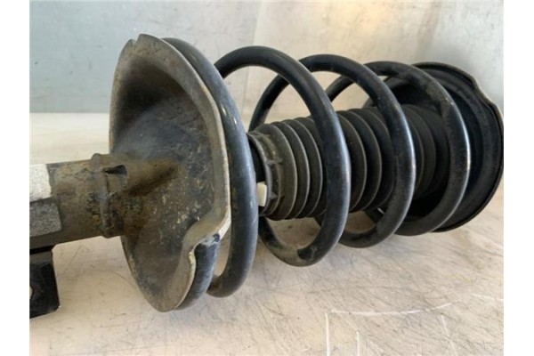 Recambio de amortiguador delantero izquierdo para ford focus (daw, dbw) 1.8 tdci referencia OEM IAM 1202648  