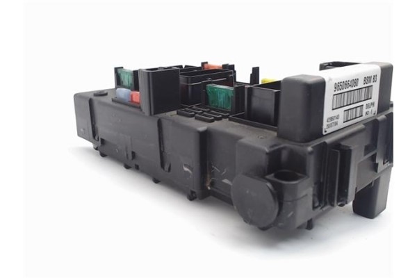 Recambio de caja fusibles/rele para peugeot 206 1.4 hdi eco 70 referencia OEM IAM 9650664080  
