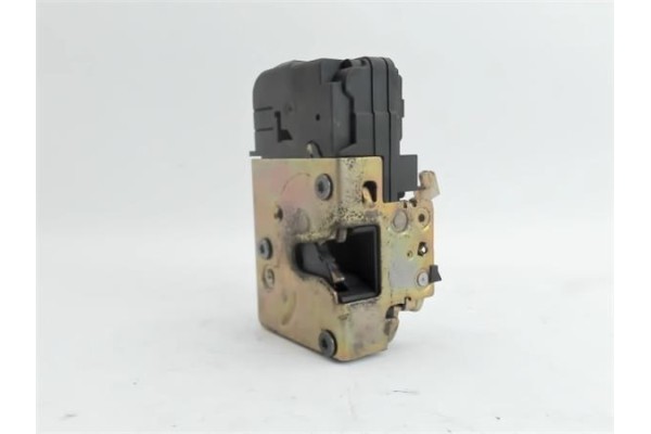 Recambio de cierre electromagnetico delantero izquierdo para peugeot partner furgón (5) 1.9 d referencia OEM IAM 9135P1  