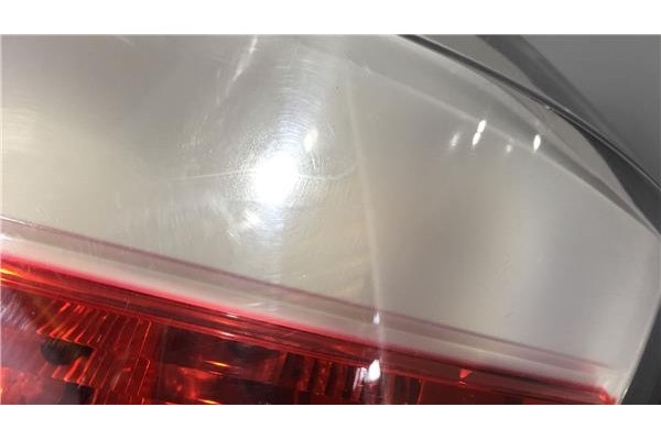 Recambio de piloto trasero derecho para opel astra h berlina 1.7 cdti referencia OEM IAM 342691834  