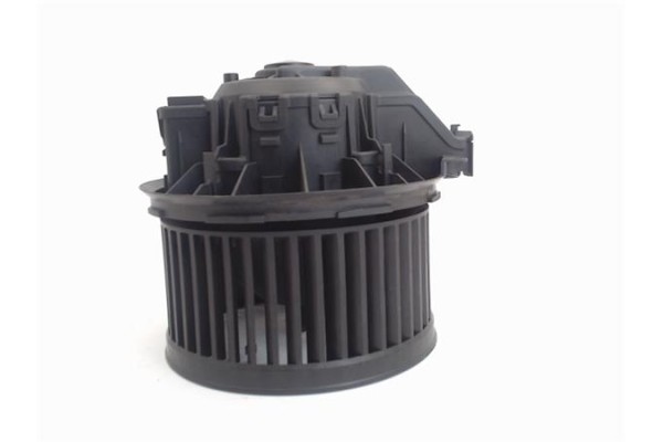 Recambio de motor calefaccion para ford fiesta vi 1.25 referencia OEM IAM 130115551 VP8E2H18456AB 