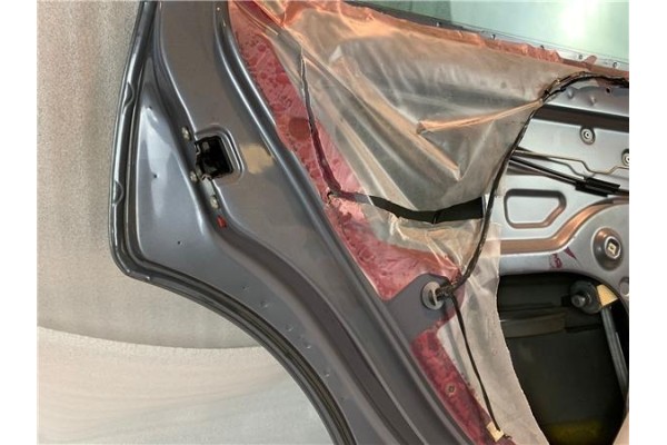 Recambio de puerta trasero izquierda para opel vectra c berlina (2005) referencia OEM IAM   