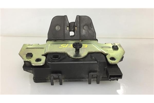 Recambio de cierre electromagnetico porton para opel astra h berlina 1.4 referencia OEM IAM 495058724 131172850854 