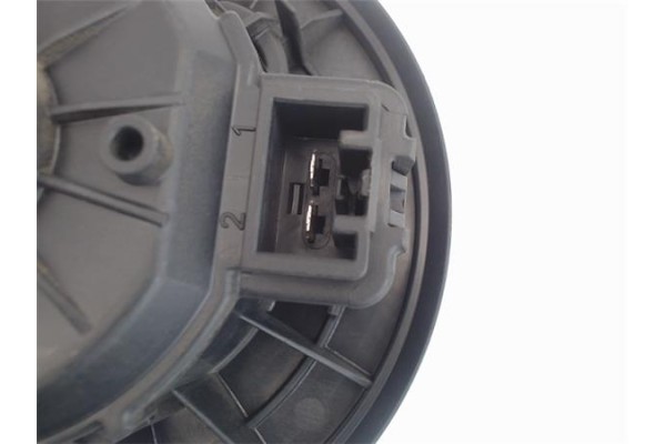 Recambio de motor calefaccion para ford fiesta vi 1.25 referencia OEM IAM 130115551 VP8E2H18456AB 