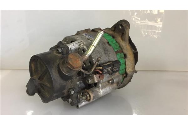 Recambio de alternador para hyundai h100 furgón 2.5 d referencia OEM IAM 3730042620  