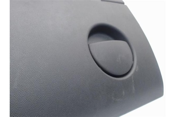 Recambio de guantera salpicadero para opel corsa c 1.0 referencia OEM IAM 5112958  