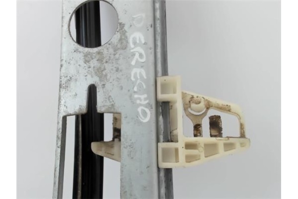 Recambio de mecanismo elevalunas delantero derecho para renault megane ii berlina 3p referencia OEM IAM   