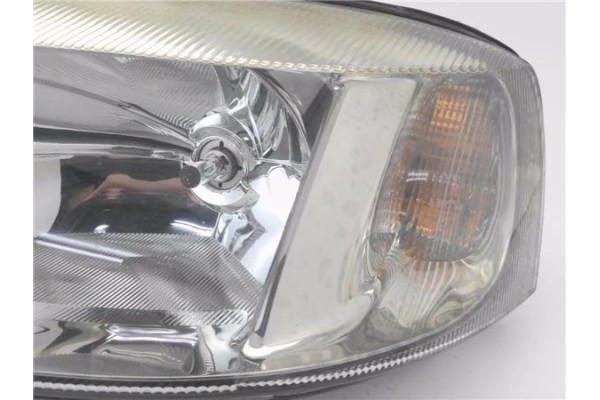 Recambio de faro delantero izquierdo para opel astra g berlina 1.6 elegance referencia OEM IAM 90520877LH  