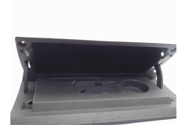 Recambio de guantera salpicadero para opel corsa c 1.0 referencia OEM IAM 5112958  