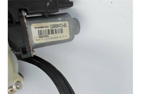 Recambio de mecanismo elevalunas delantero derecho para renault megane ii berlina 3p referencia OEM IAM   