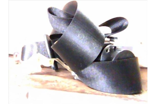 Recambio de cinturon seguridad trasero central para mitsubishi colt cz3 berl. 5 (z30a) 1.5 (z23) referencia OEM IAM   