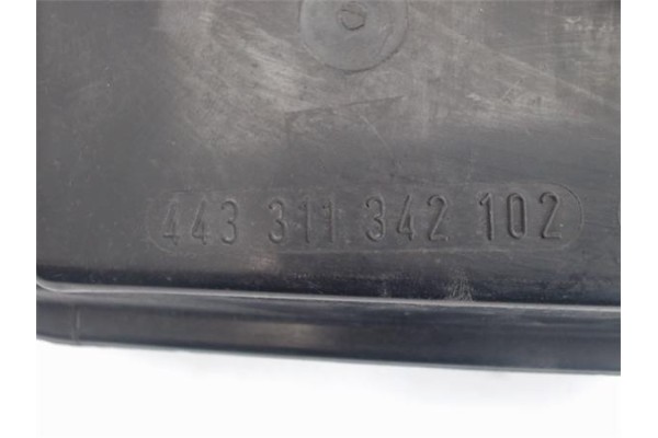 Recambio de faro antiniebla izquierdo para skoda felicia berlina (791) referencia OEM IAM 443311342102  