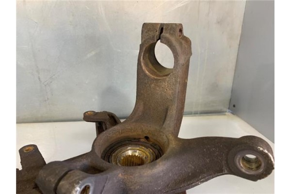 Recambio de mangueta delantero derecha para ford focus (daw, dbw) 1.8 tdci referencia OEM IAM 4356606  