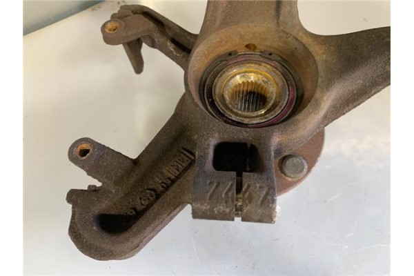 Recambio de mangueta delantero derecha para ford focus (daw, dbw) 1.8 tdci referencia OEM IAM 4356606  