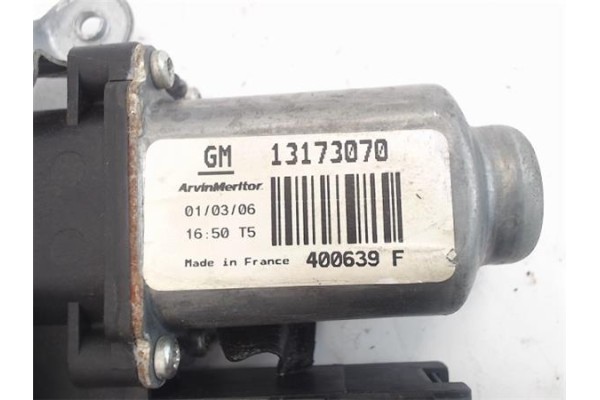 Recambio de mecanismo elevalunas delantero derecho para opel corsa c referencia OEM IAM   