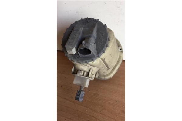 Recambio de faro antiniebla para fiat bravo (182) 1.9 td 75 s referencia OEM IAM 46823269  