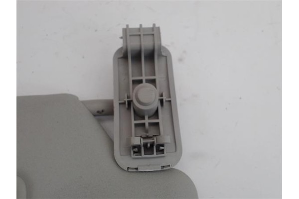 Recambio de parasol derecho para ford fiesta vi 1.25 referencia OEM IAM 1702309  